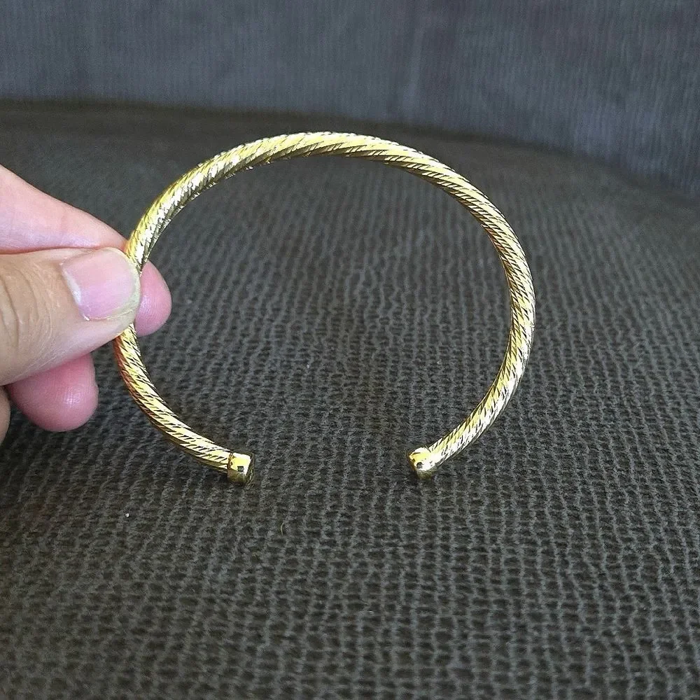 Mia Fiore Textured Gold💛 Cuff Bracelet - NWT